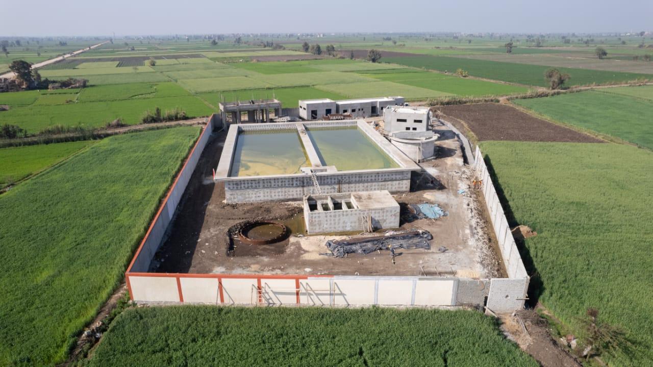 إنشاء محطة معالجة مياه الصرف الصحي بقرية الاحمدية